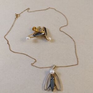 Elegant  14/ 20 KGF Gold  Necklace Pendant and 14/20 KGF Real Pearl Earring Set